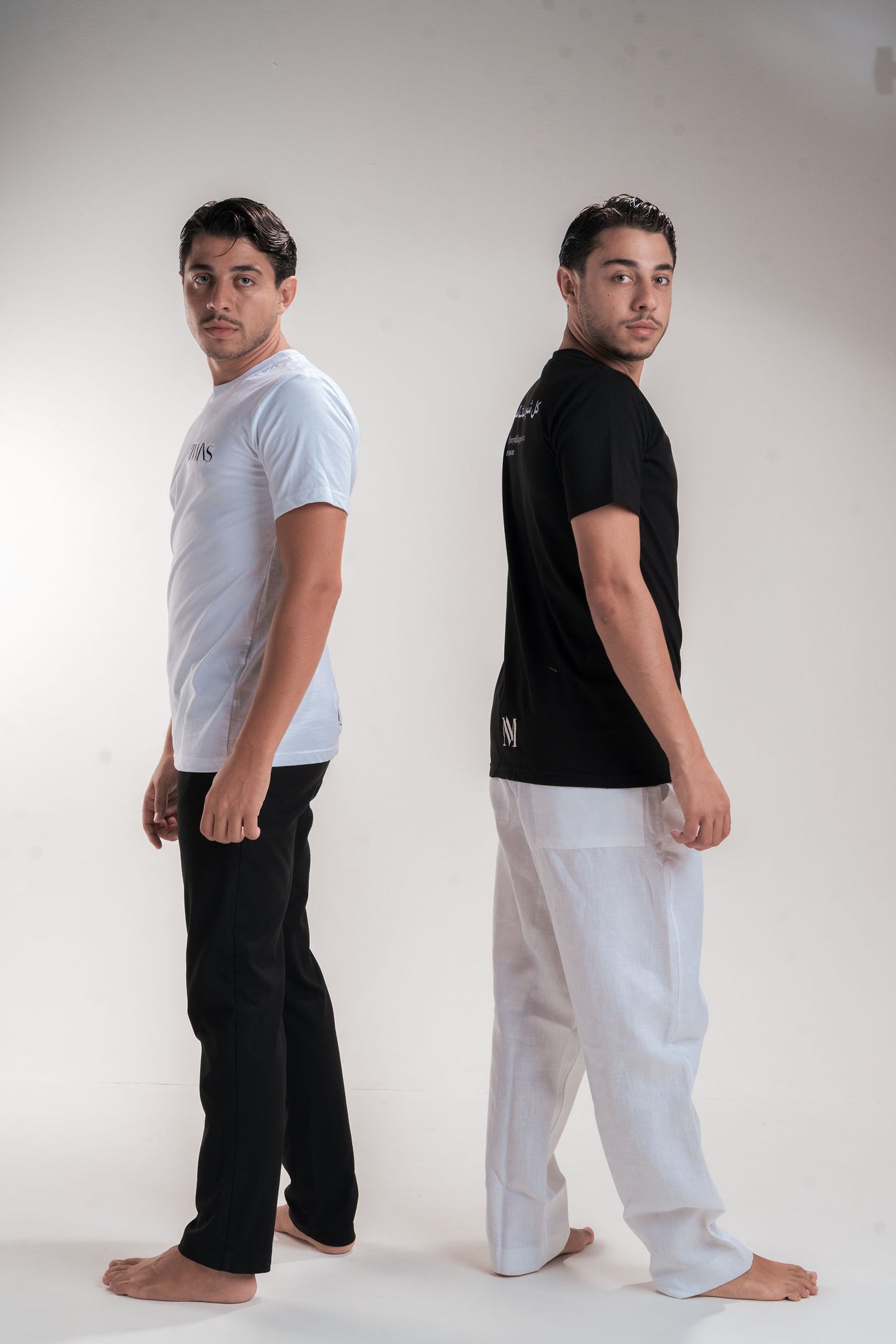 Everything Happens For A Reason (Arabic) - Short Sleeve Cotton T-shirt